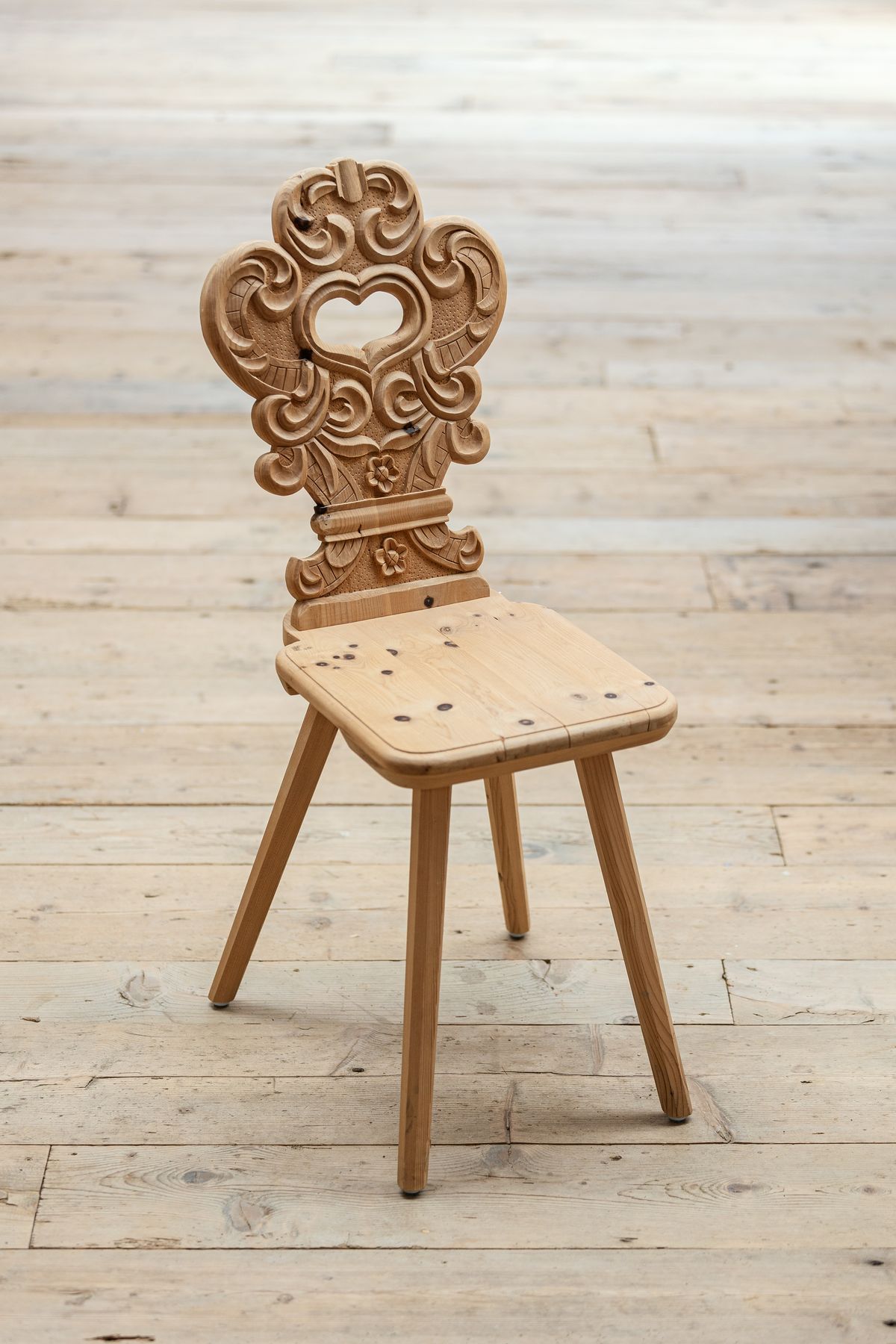 Chair with heart motif