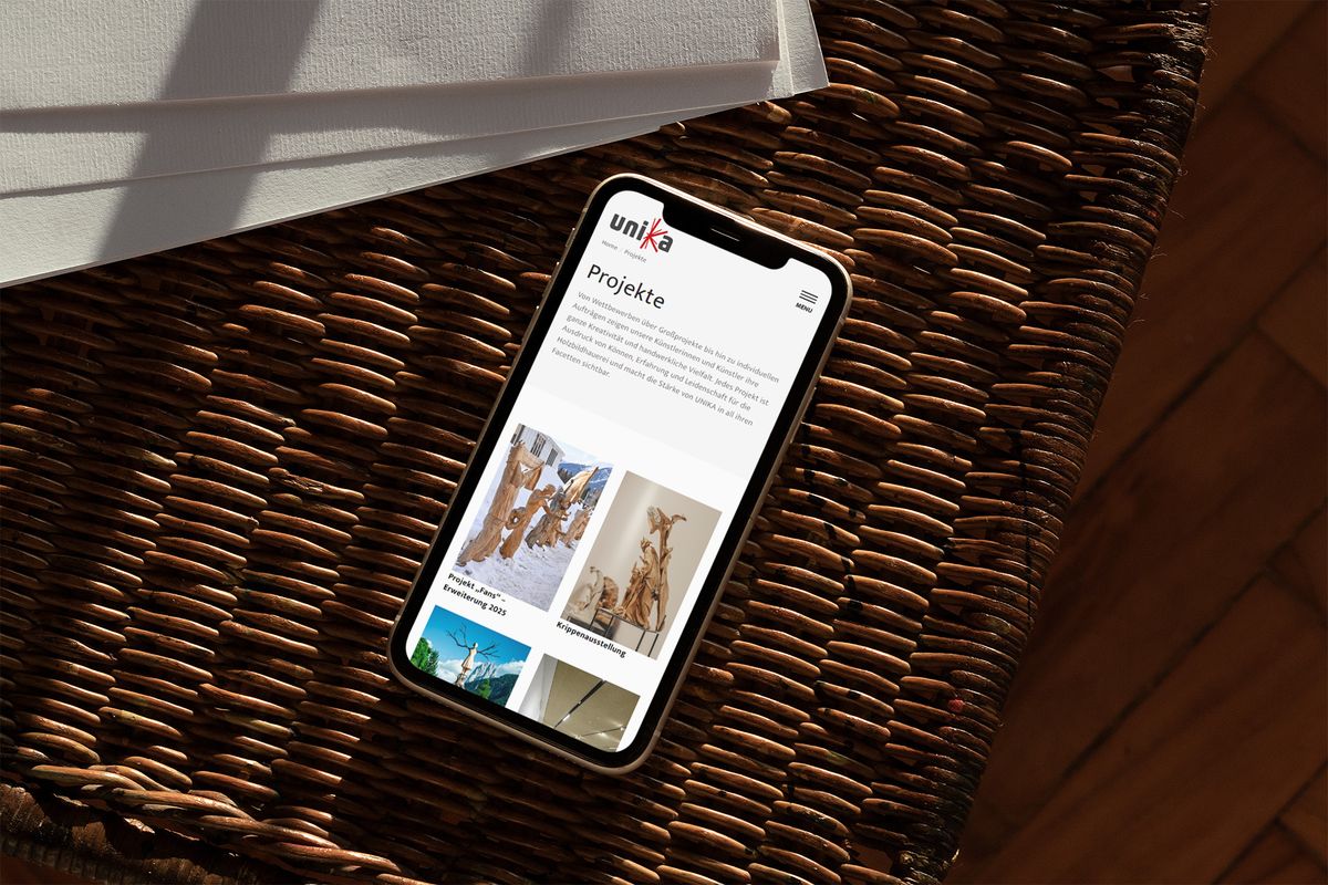 UNIKA art fair website on a smartphone